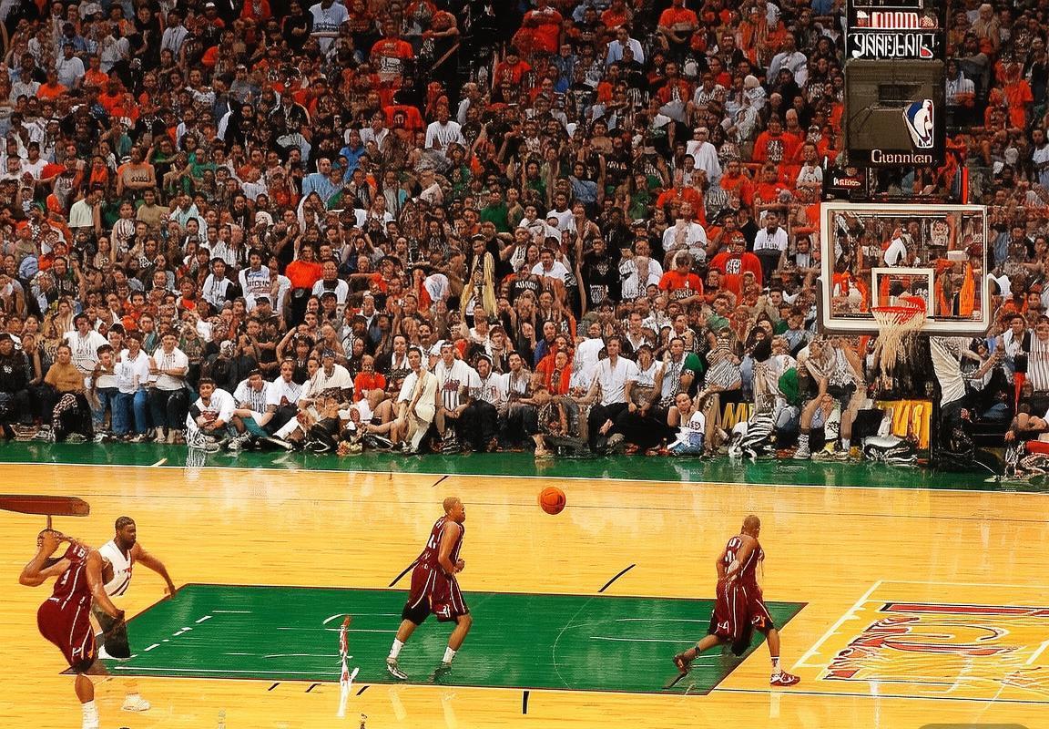 2010年NBA迈阿密热火对休斯顿火箭巅峰对决战术解析